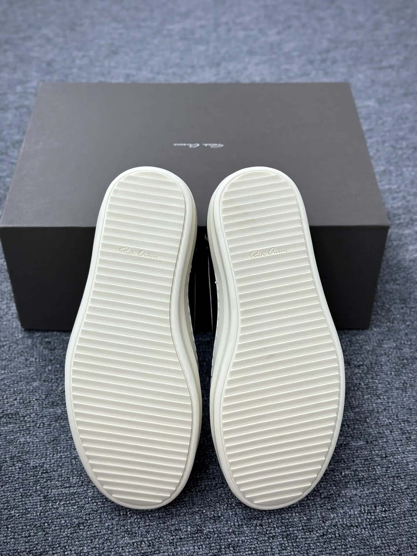 Bottom Outsole