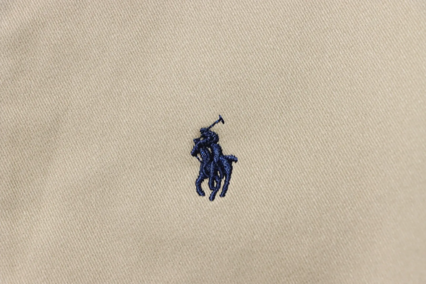 Logo Detail
