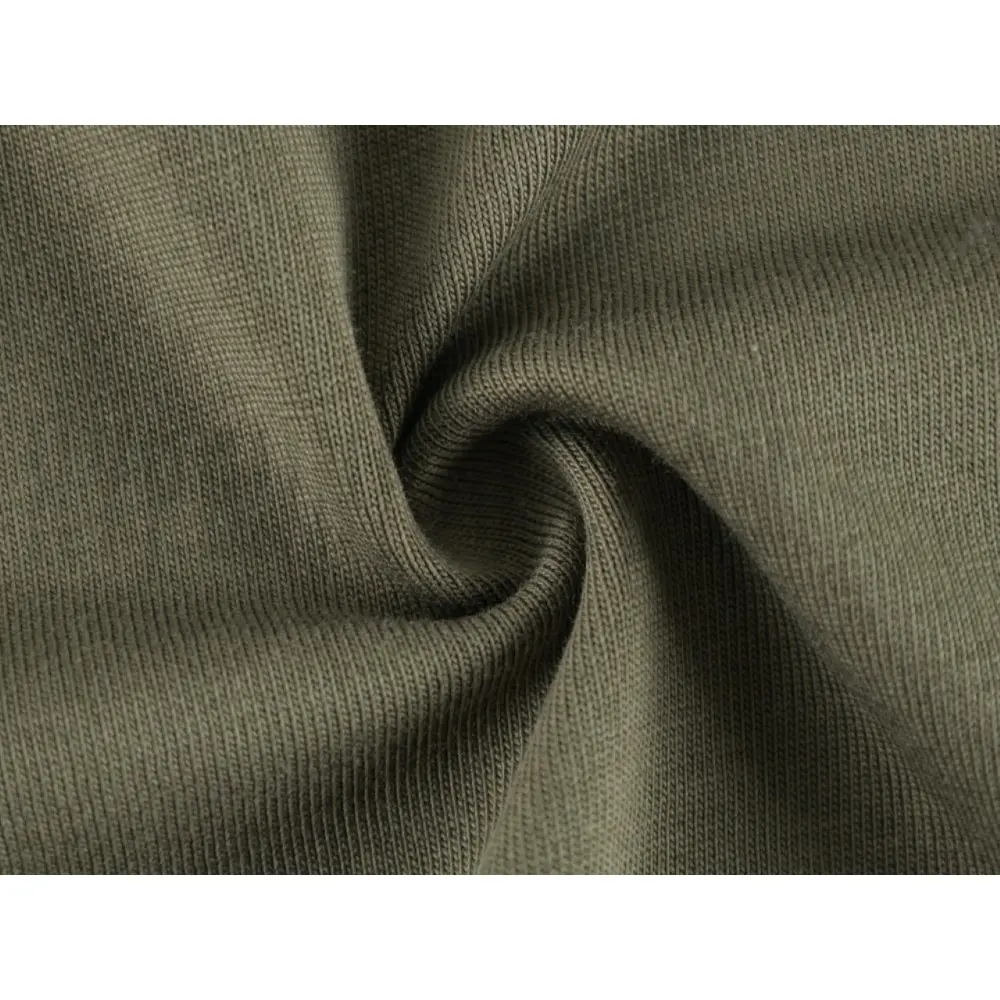 Precision-cut with wrinkle-resistant soft fabric.
