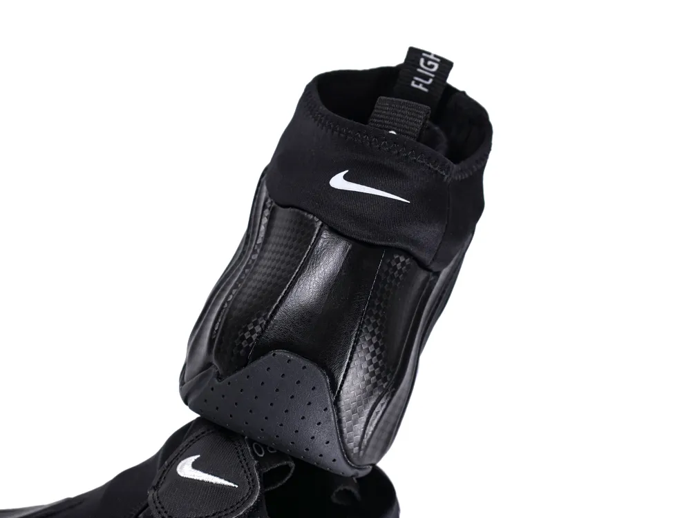 Air Flightposite Carbon Fiber Heel View