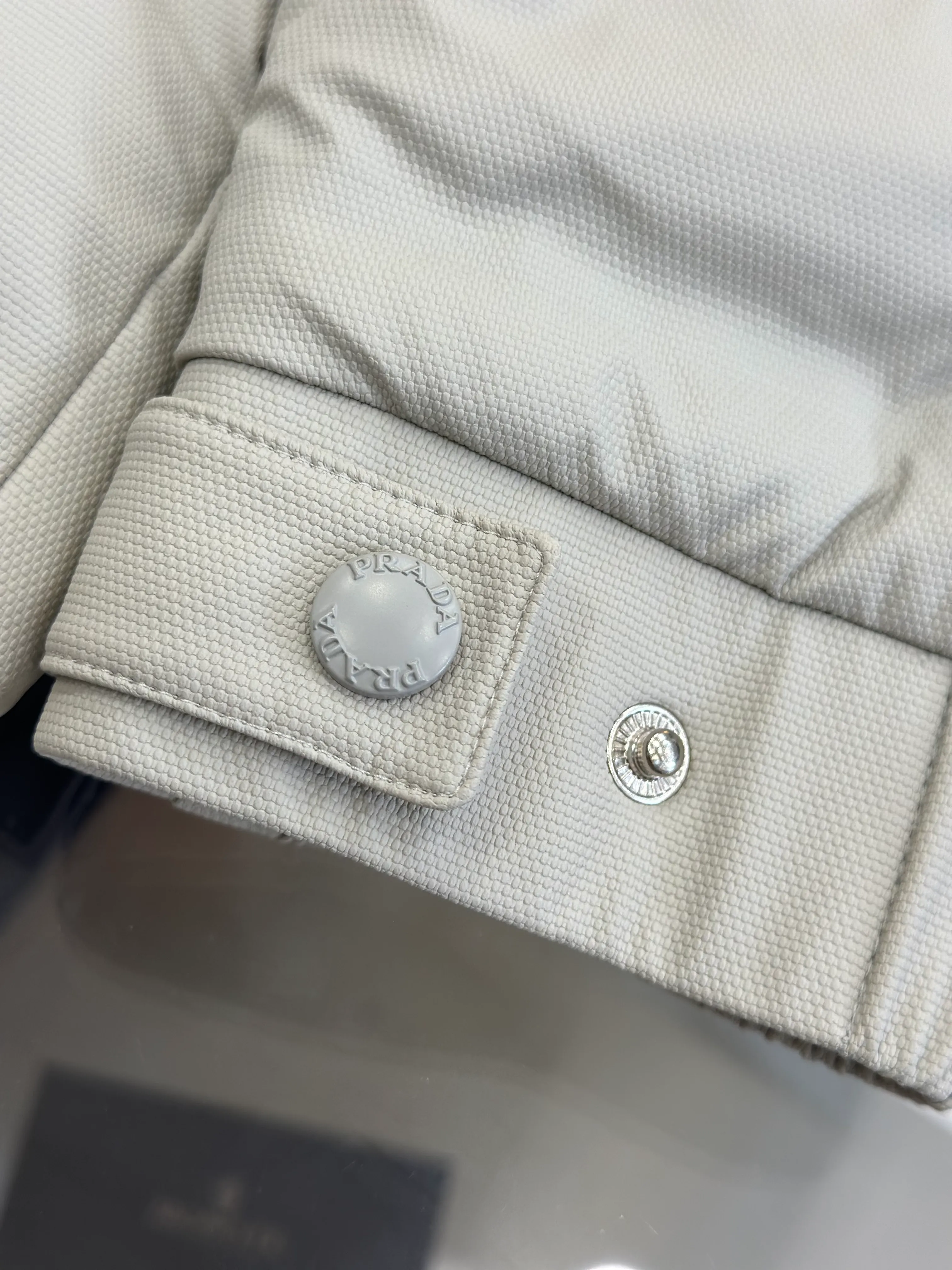 Sleeve Cuff Detail