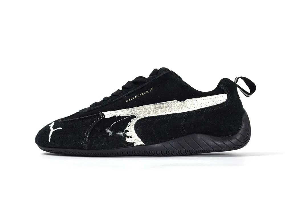 the black color right foot pairs