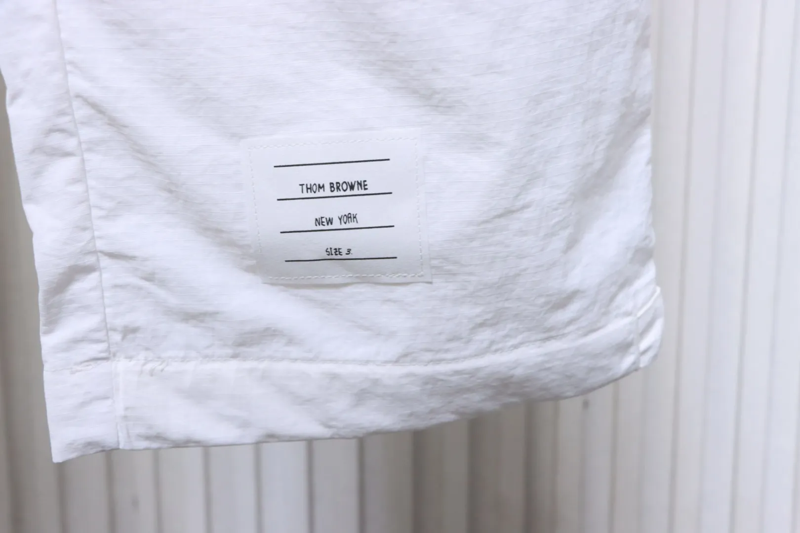 Bottom Hem Detail