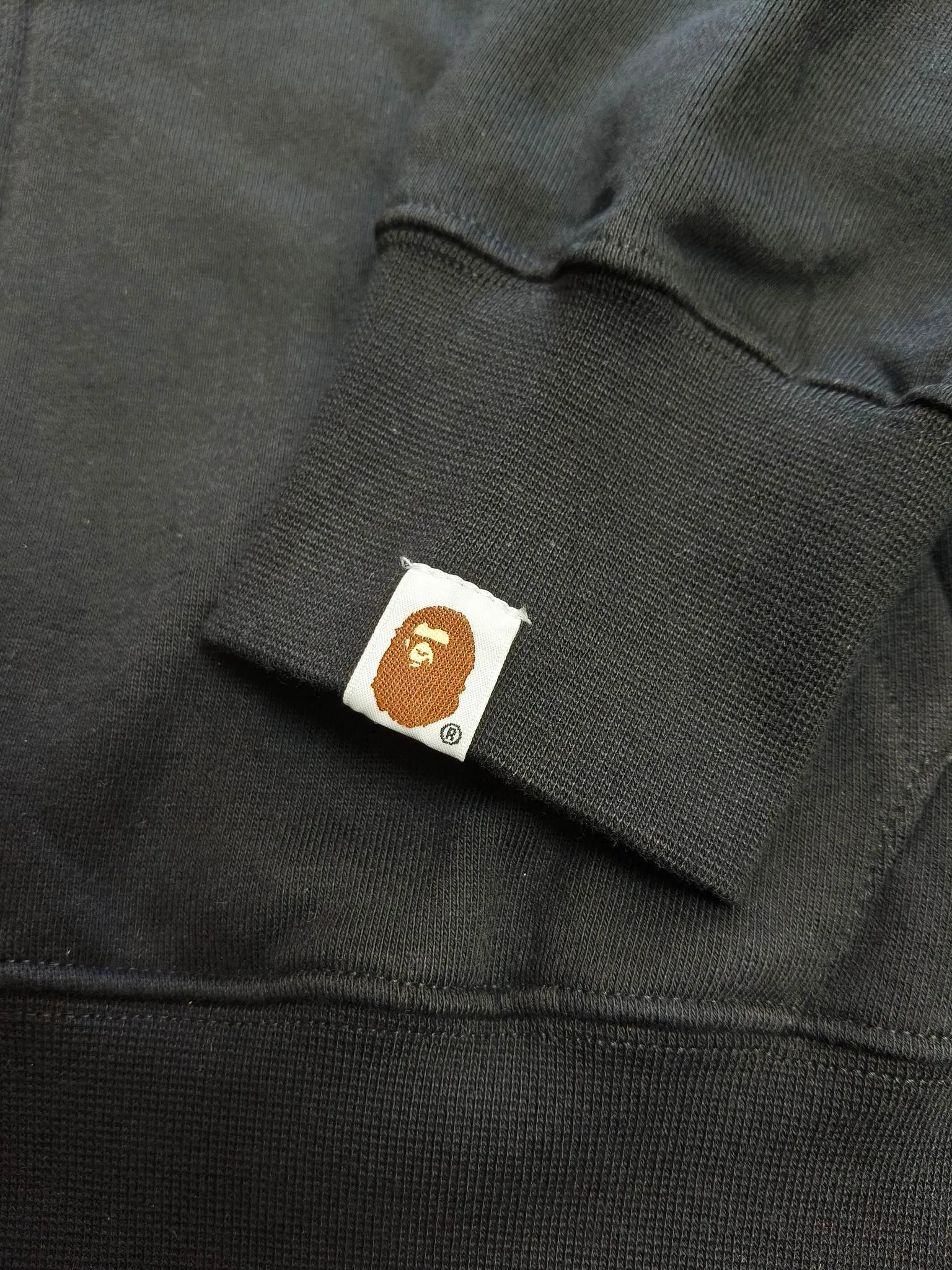 Sleeve Cuff with logo