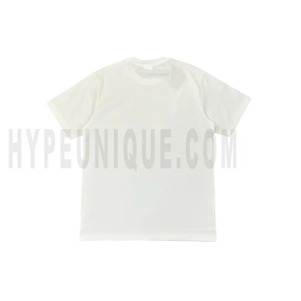 The back of the white clothes