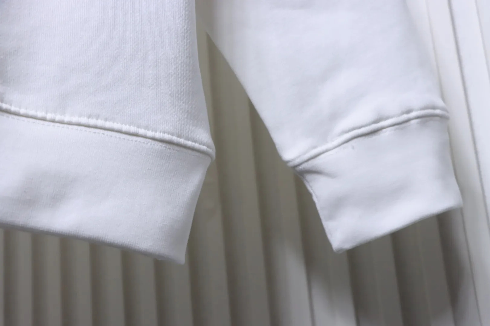 Long Sleeve Detail