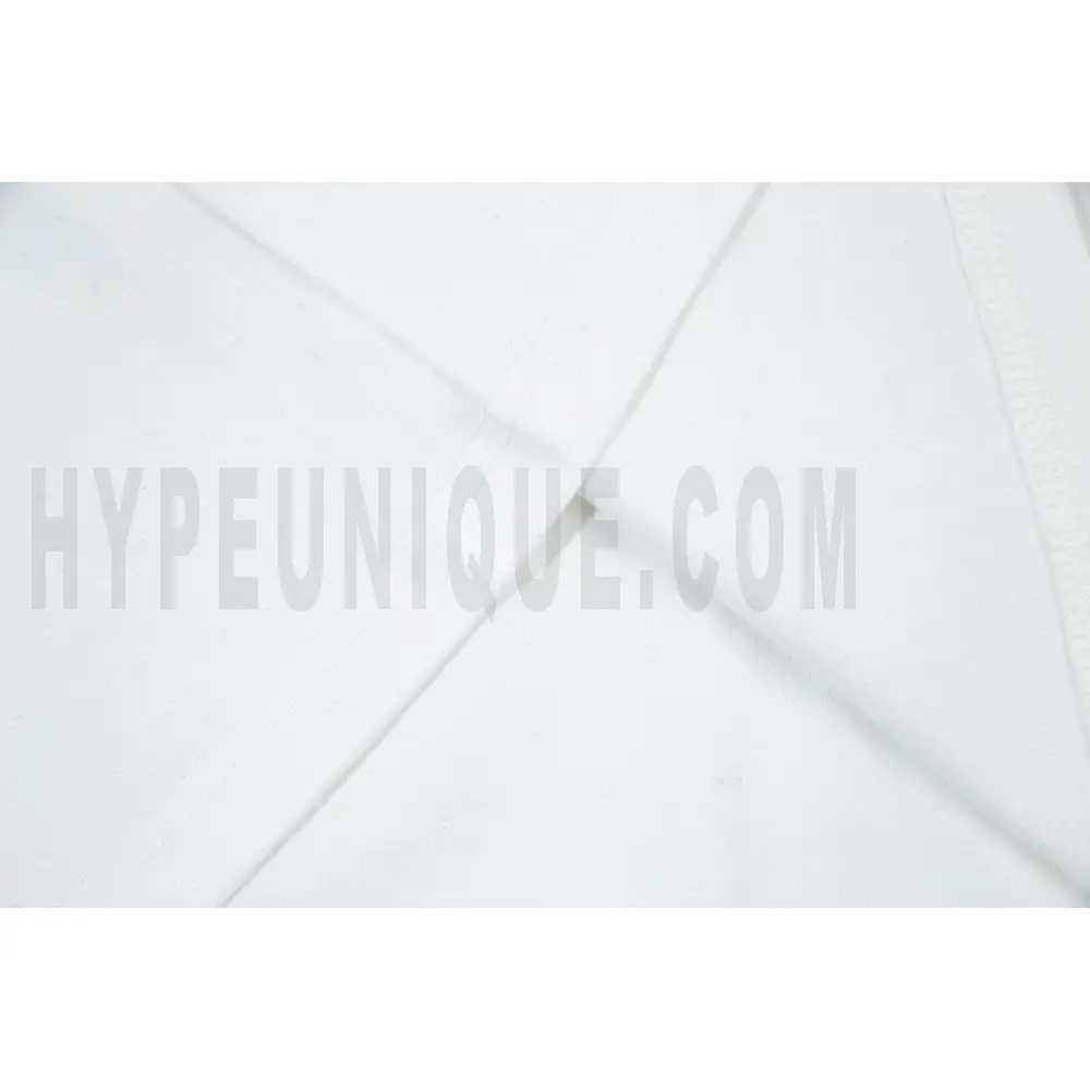 Precision-cut with wrinkle-resistant soft fabric.