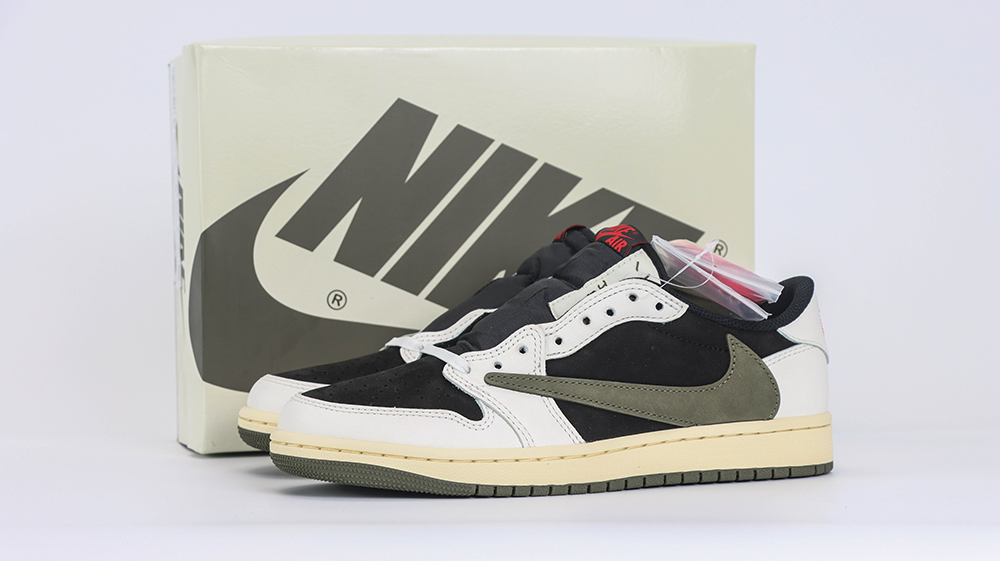 Travis Scott Air Jordan 1 Low OG “Olive”