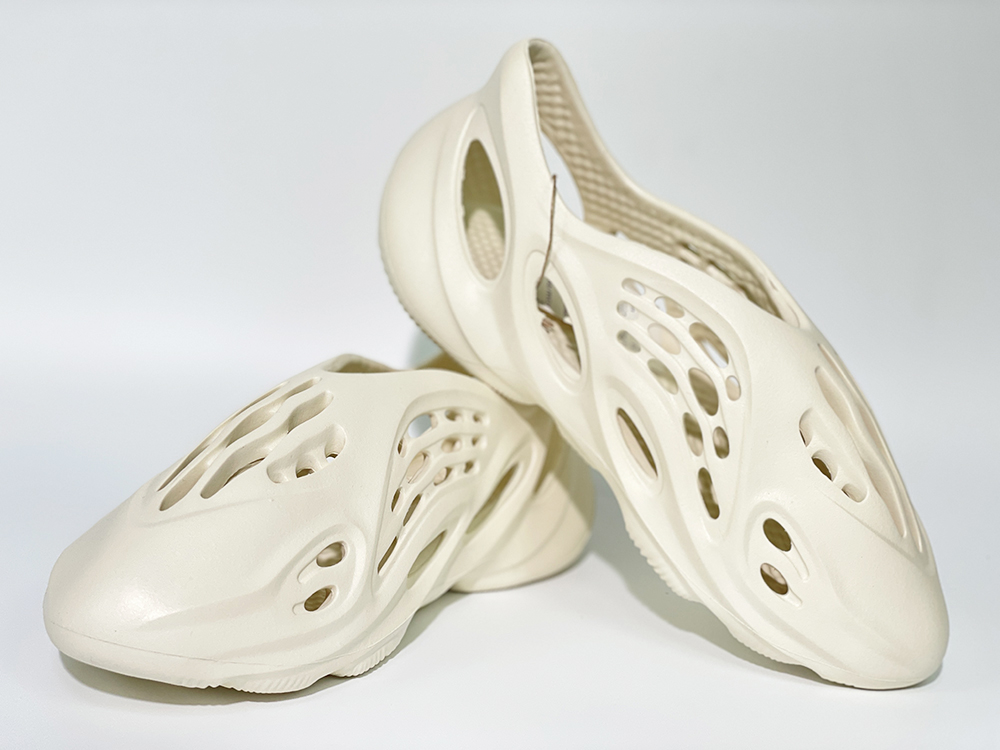Yeezy Foam RNNR Ararat Replica – G55486