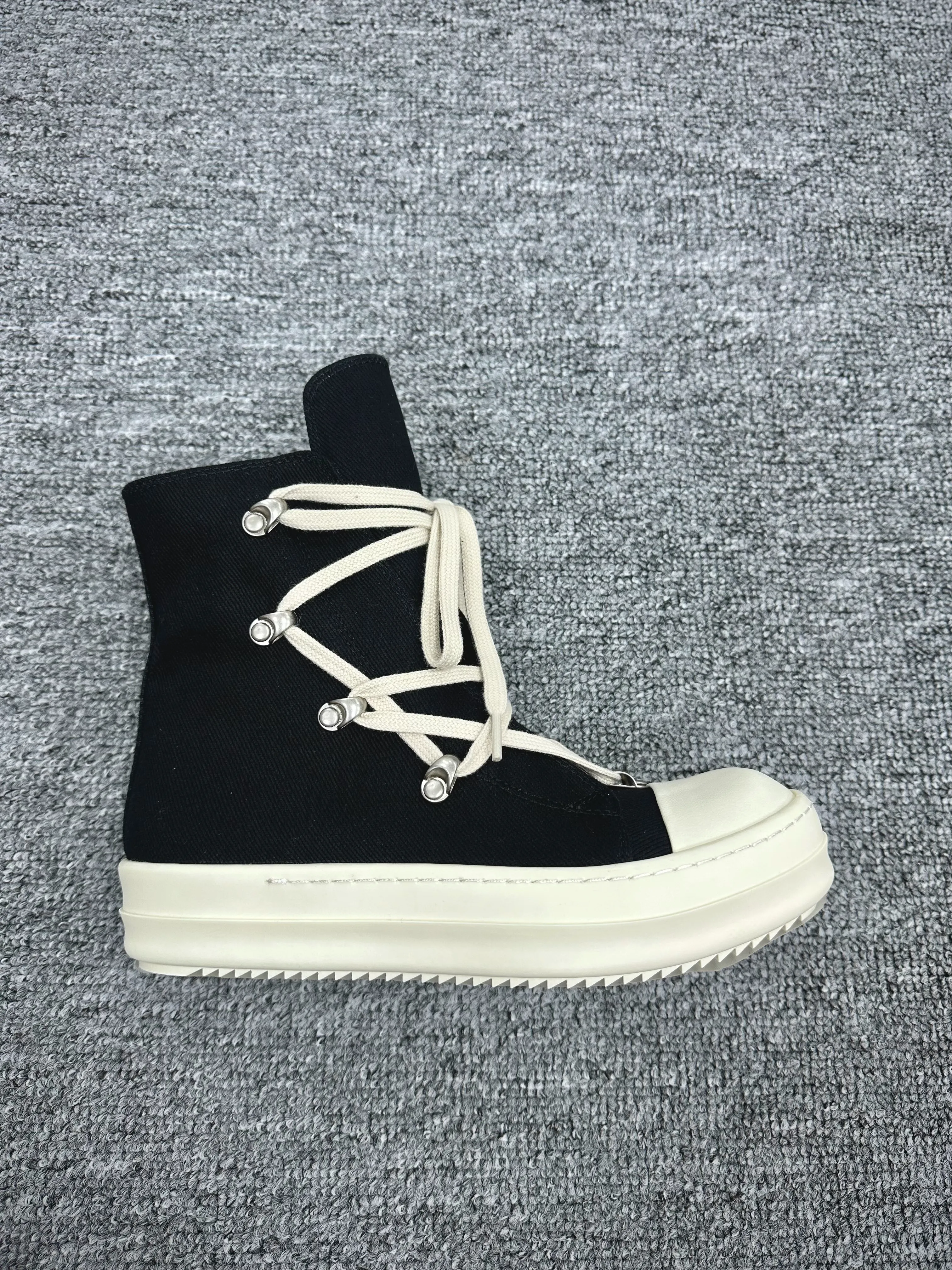 R 0wens DRKSHDW Porterville Hexa High BlackMilk Sneakers Right Side View