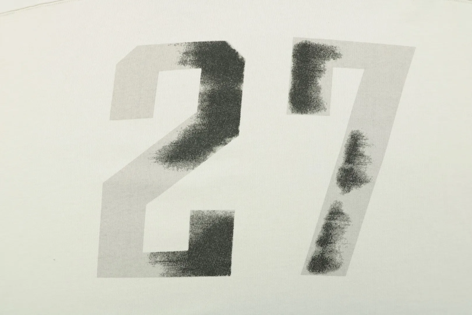 27 Logo Detail