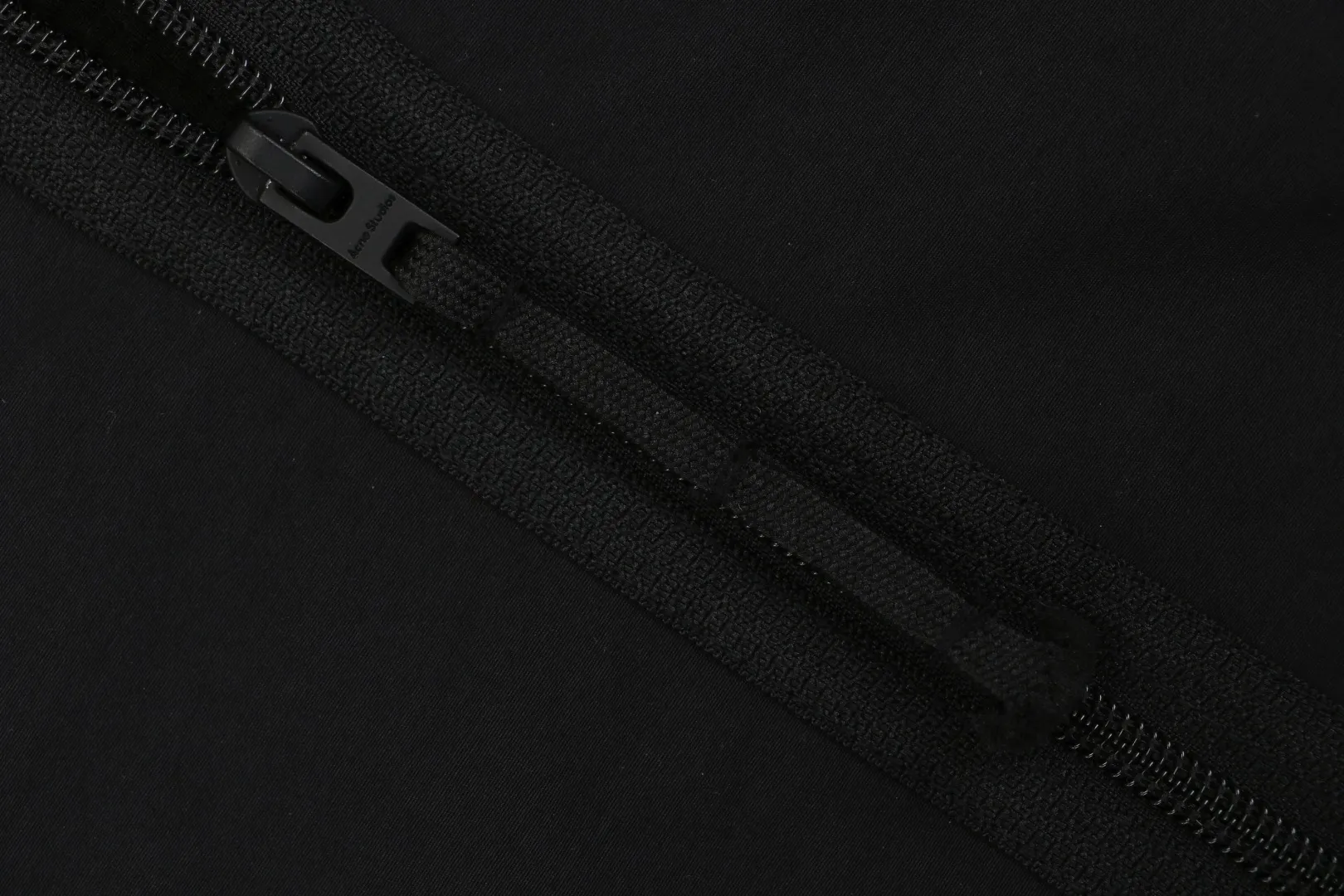 Zipper Detail