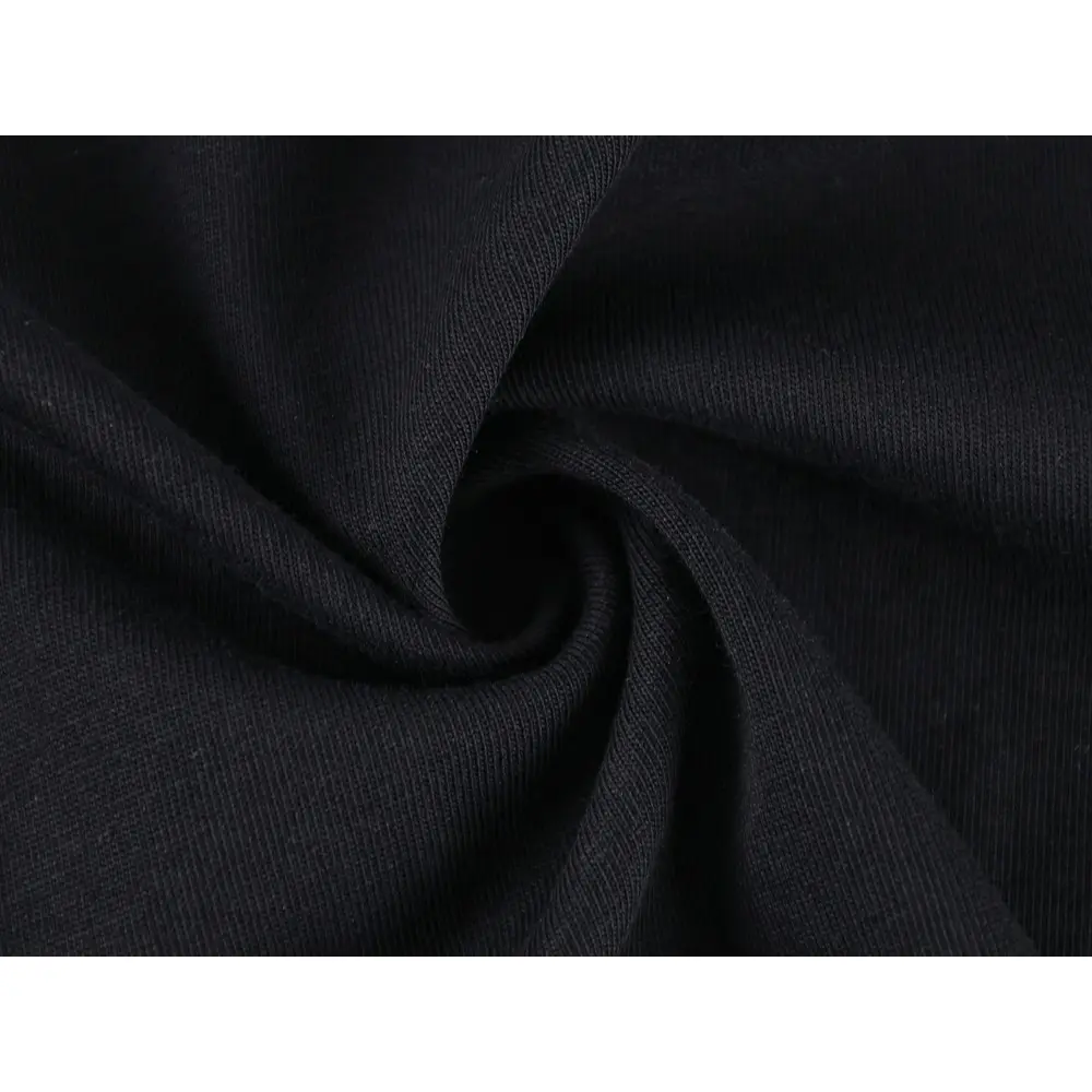 Precision-cut with wrinkle-resistant soft fabric.