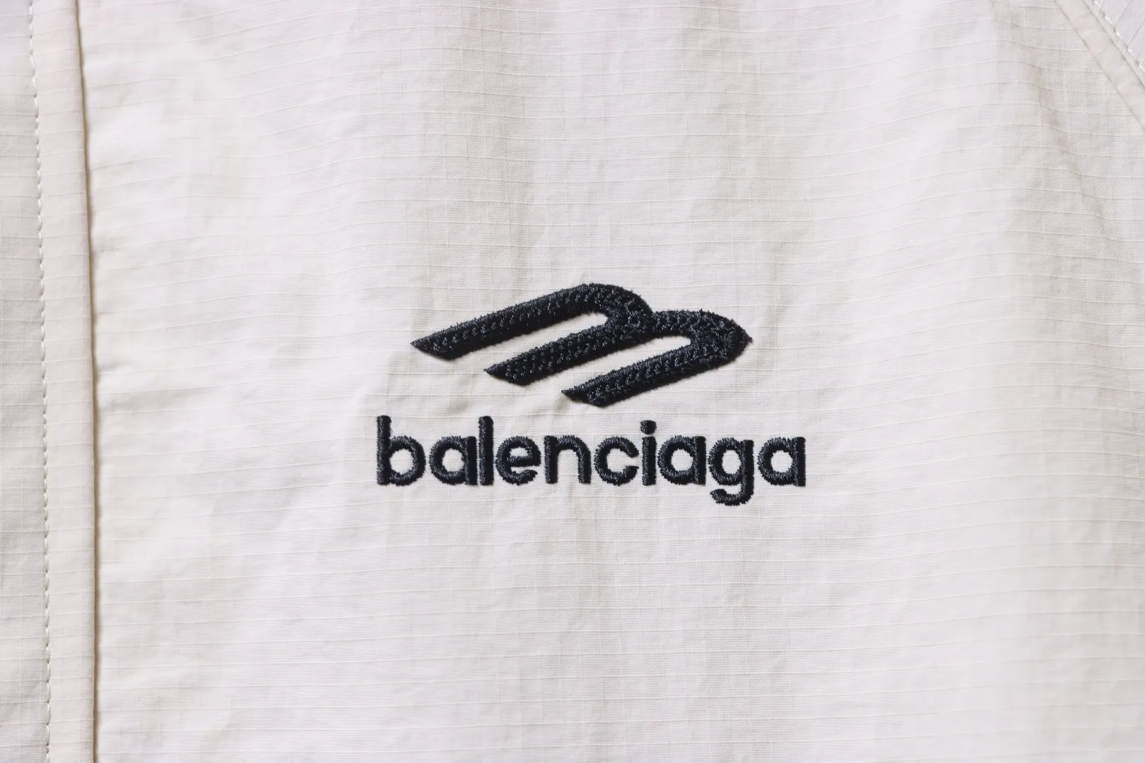 Logo Details