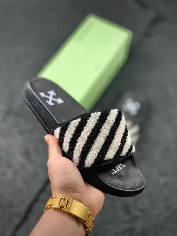 OFF-WHITE FLYKNIT STRIPE SLIDES