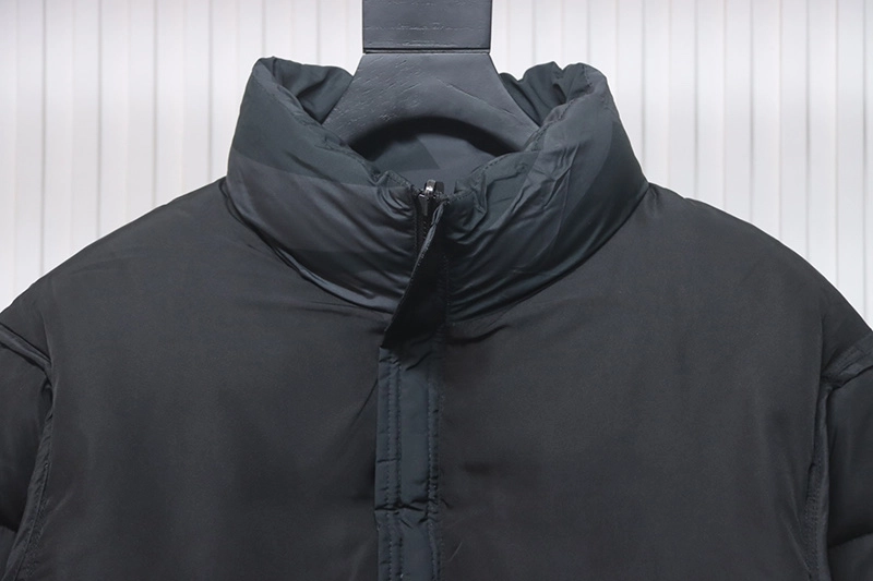 The North Face X Kaws 𝟏𝟗𝟗𝟔 Down Jacket