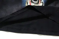 The fabric is soft and wrinkle-resistant.