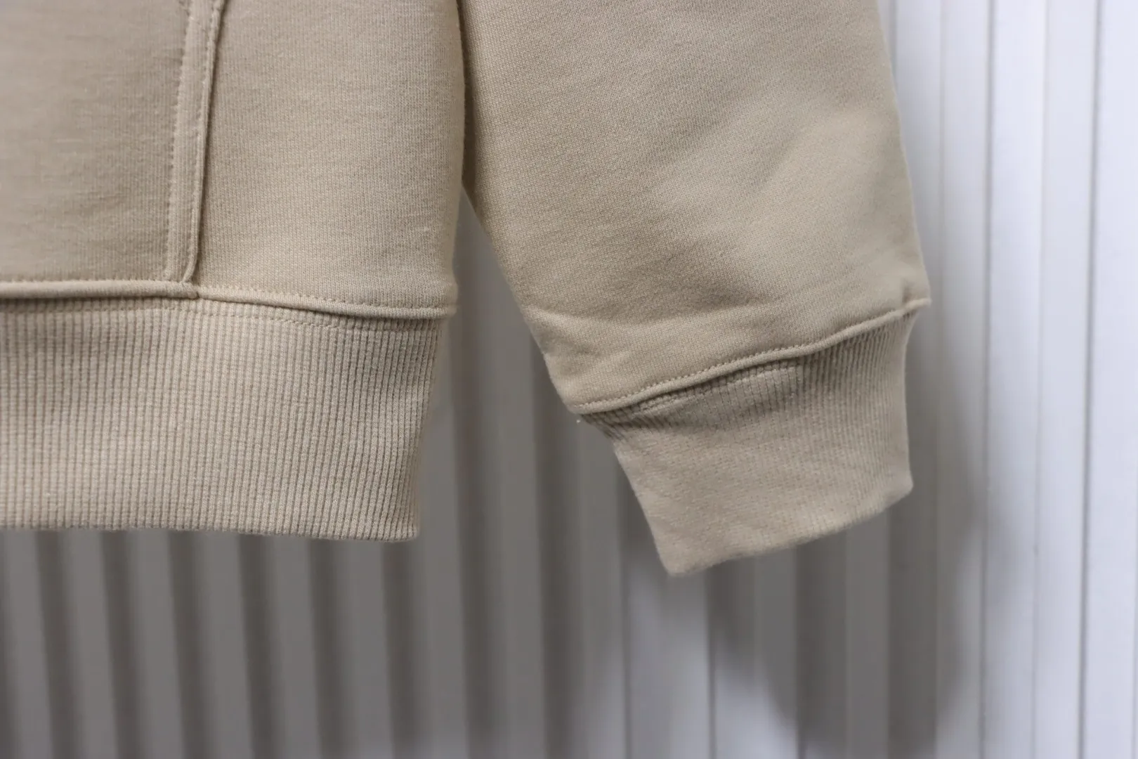 Long Sleeve Details