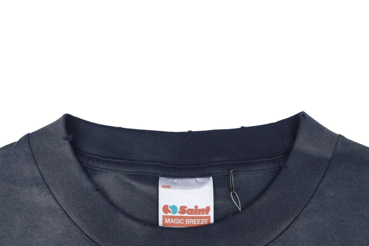 Neckline