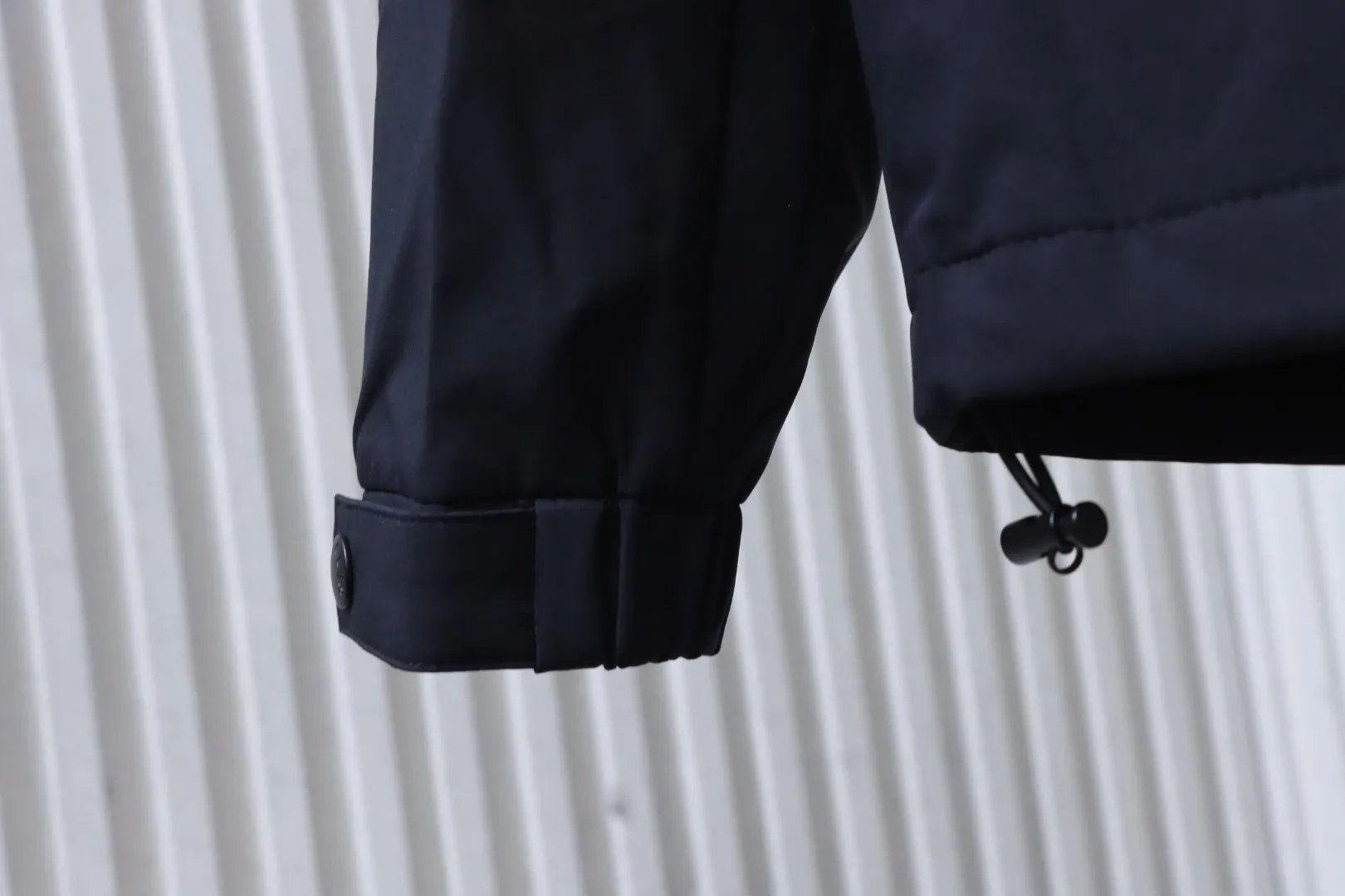 Long Sleeve Details