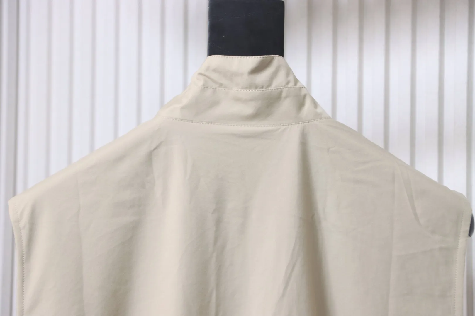 Back Neckline