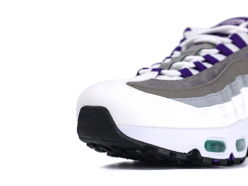 Air Max 95 OG Big Bubble Grape Front Toe Detail