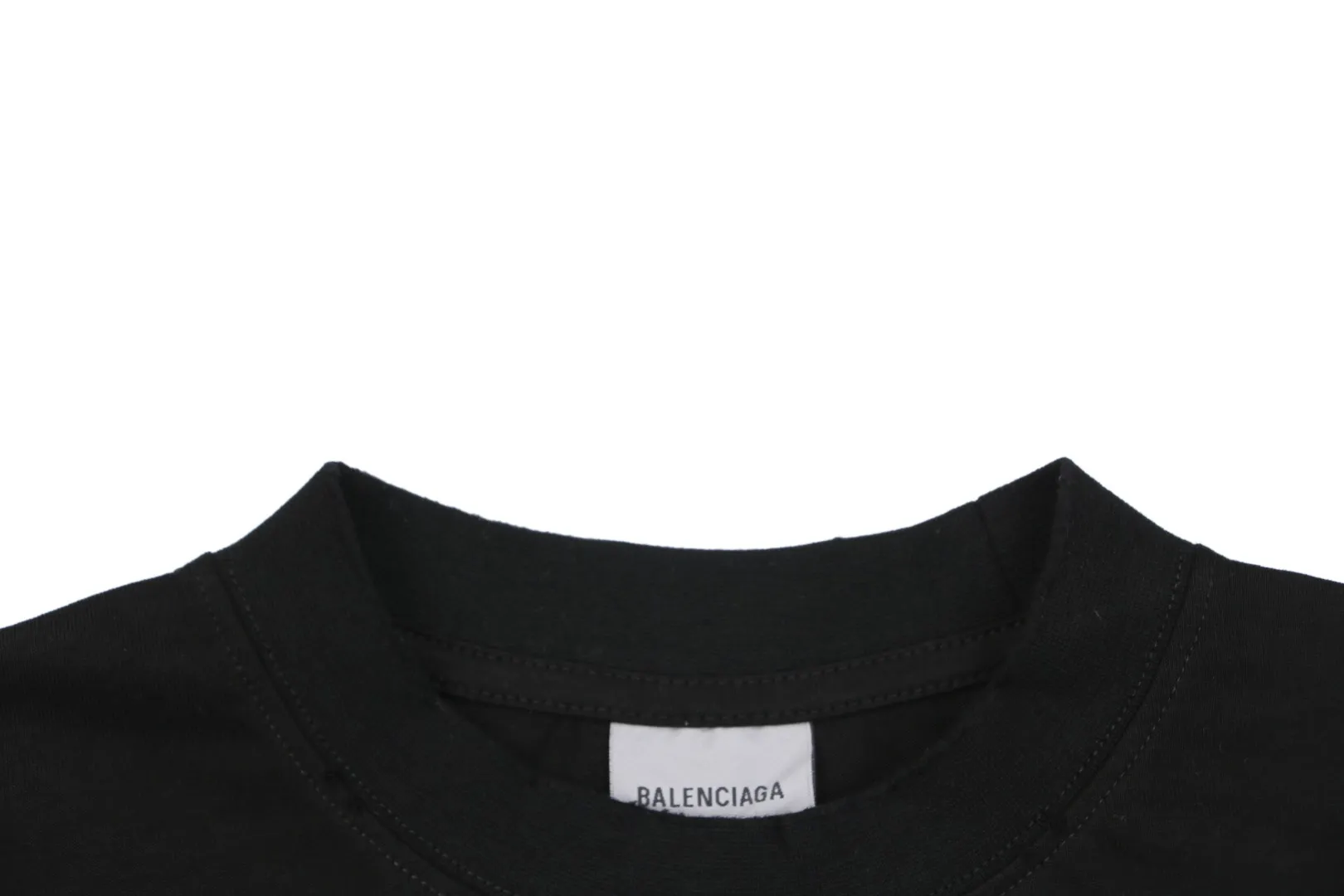 Close-up Neckline