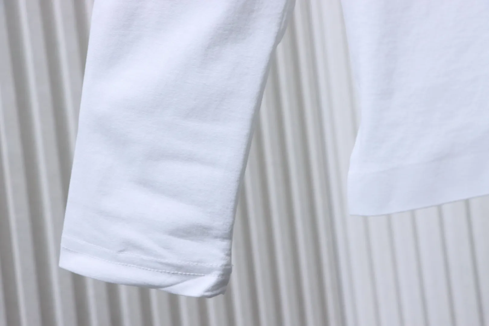Long Sleeve Detail