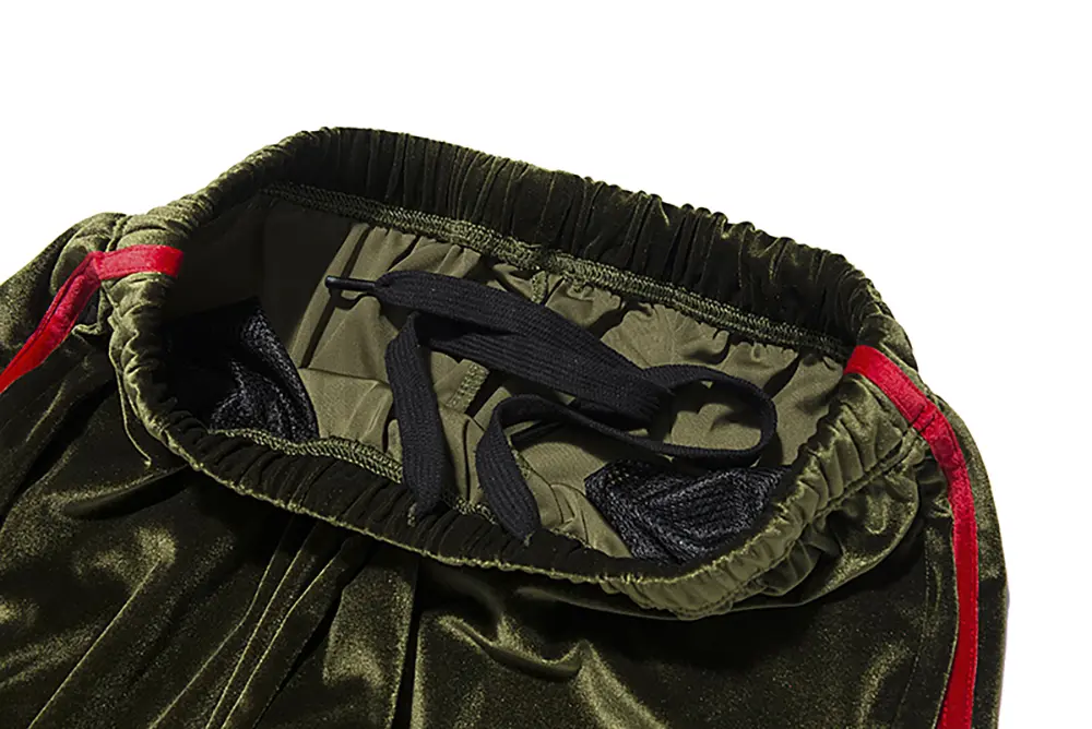 Elastic waistband for easy adjustment.