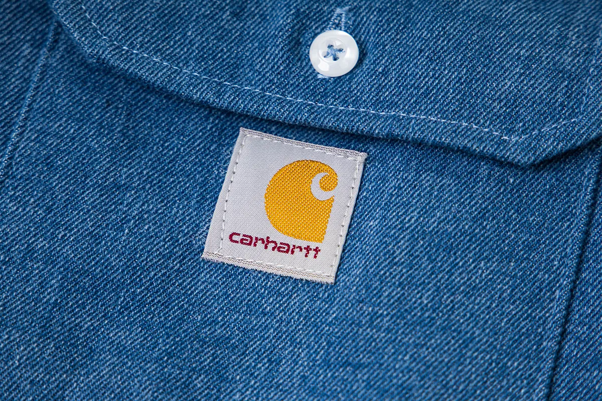 Pocket with logo