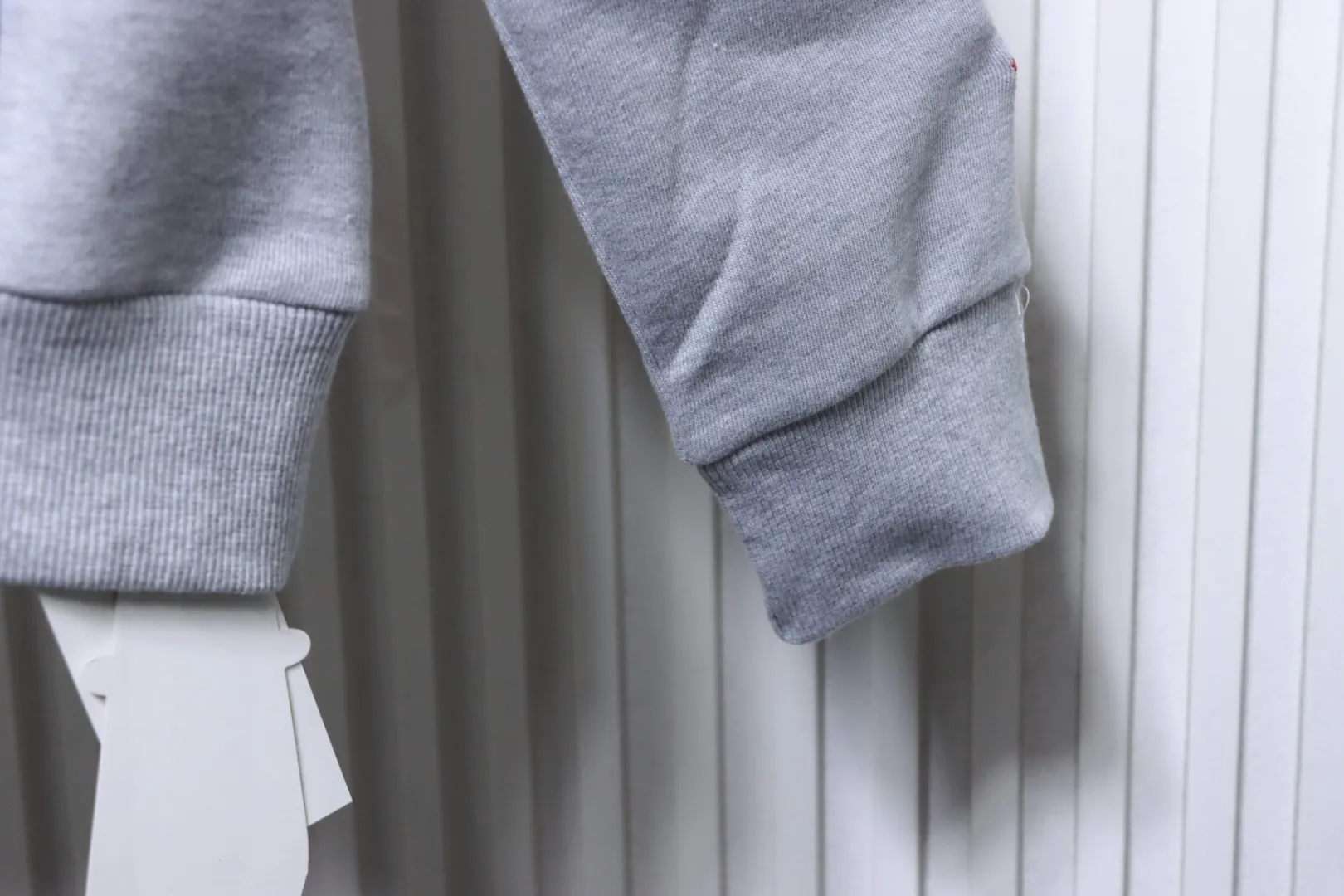Long Sleeve Detail