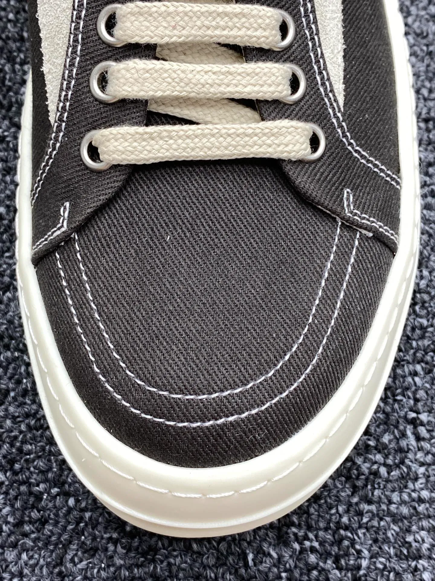 Mesh Toe box