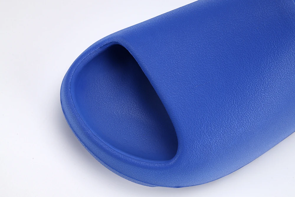 Yeezy Slide “AZURE” ID4133 MATTE