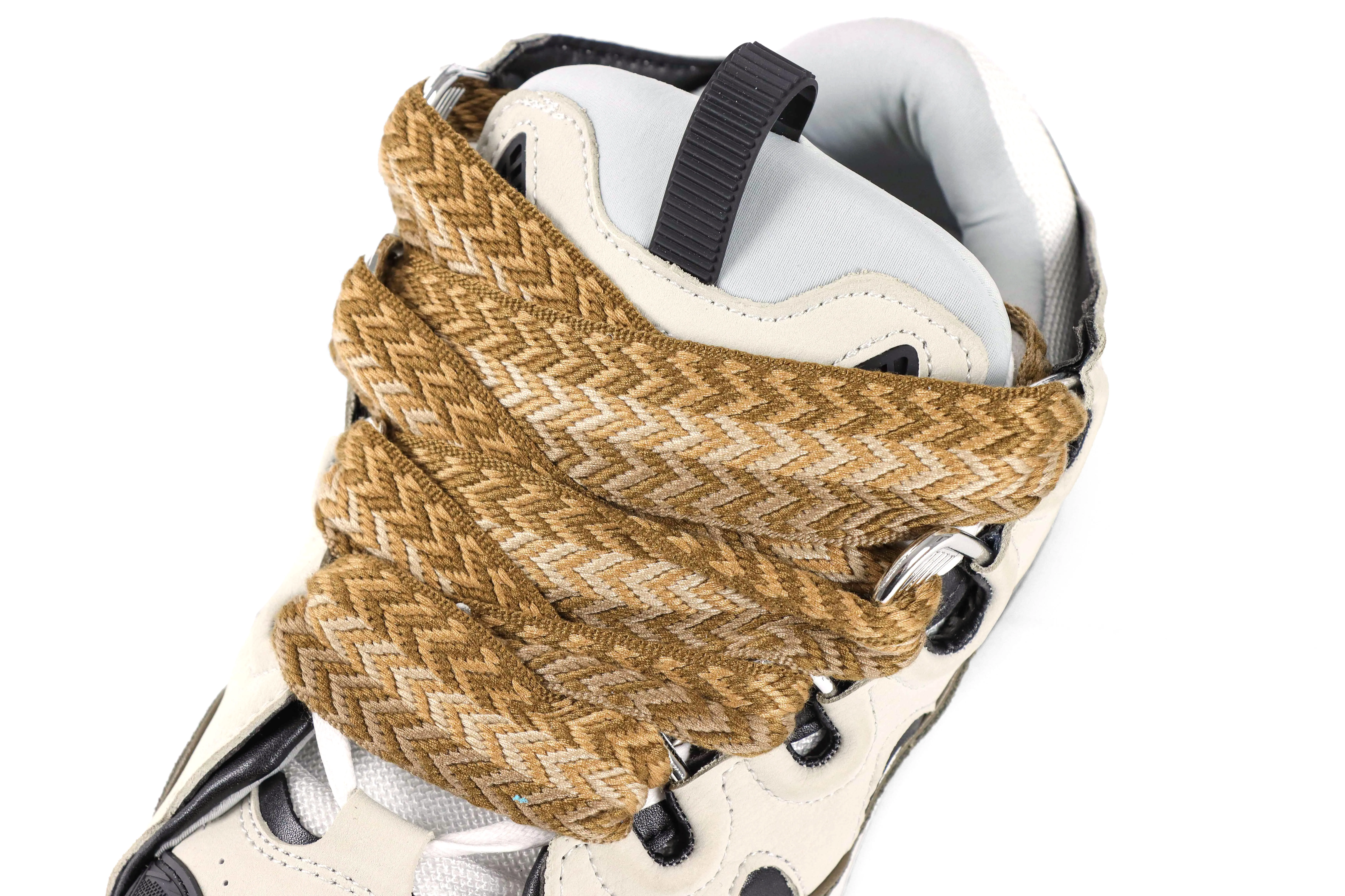 Shoelace Details