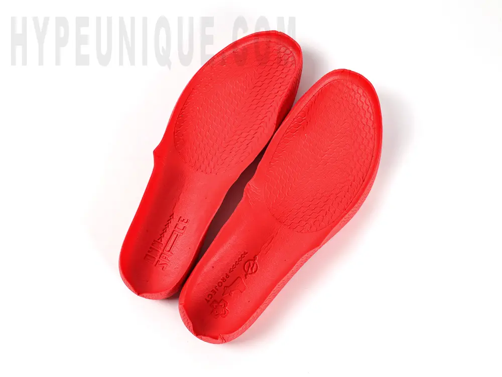 the red insole