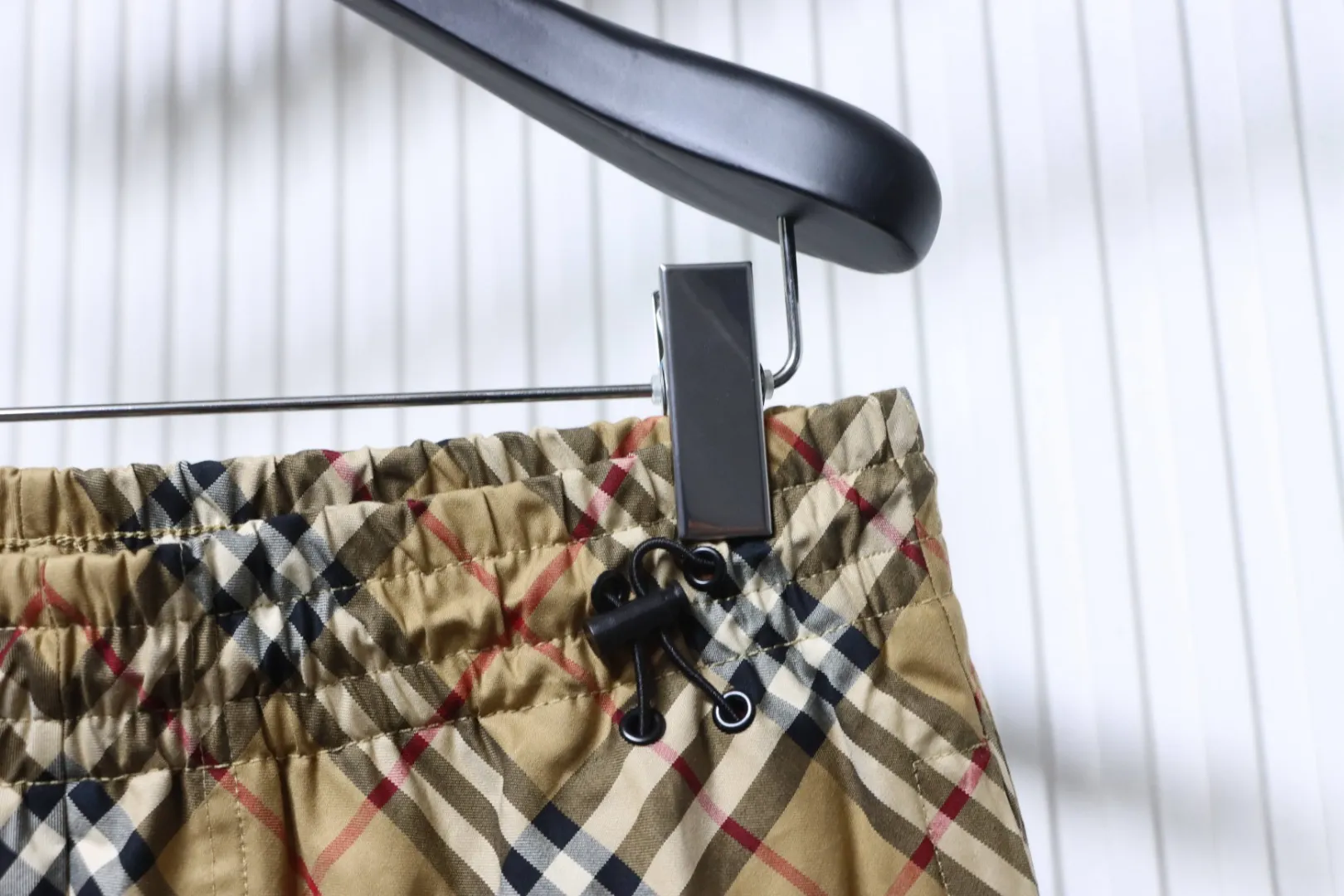 Half View Waistline
