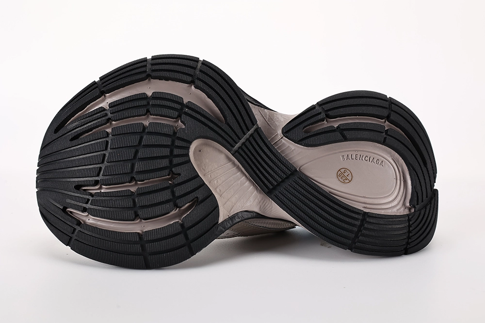 MEN’S CIRCUIT TRAINERS IN BEIGE/BLUE