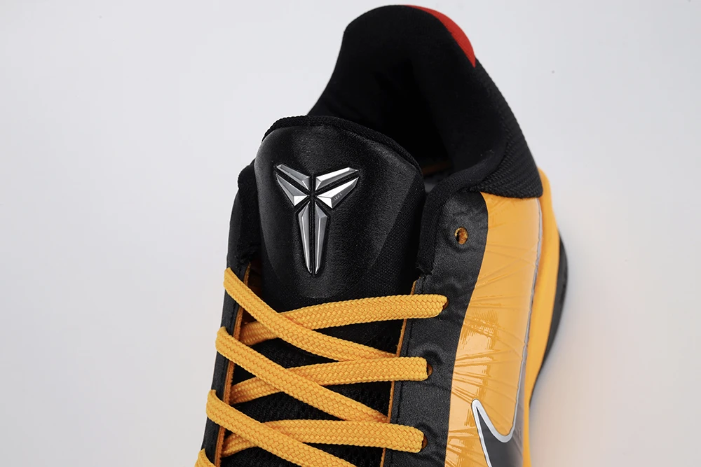 Kobe 5 Protro Bruce Lee
